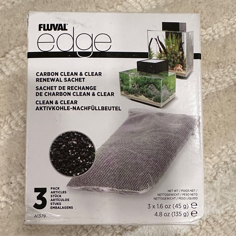 Fluval Edge Carbon Clean & Clear Renewal Sachet pack of 3